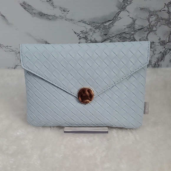 ipsy Handbags - Ipsy Makeup Bag Valentines Mystery Bags